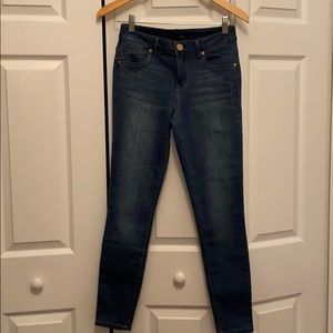 1822 size 4, stretch jeans